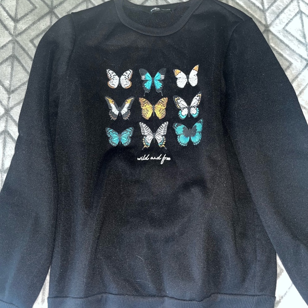 crew neck